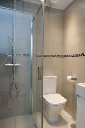 Villa, 6 Yatak Odası, Havuz Manzaralı