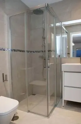 Villa, 6 Yatak Odası, Havuz Manzaralı