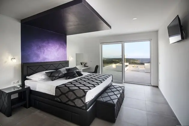 Deluxe Villa