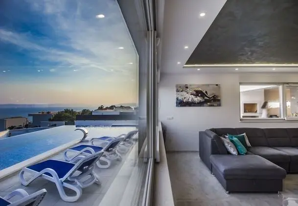 Deluxe Villa
