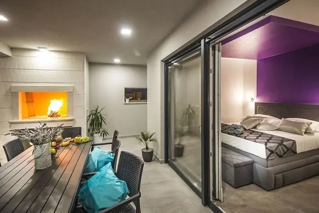 Deluxe Villa