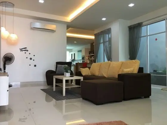 Deluxe Villa