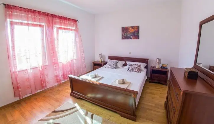 Villa, Kişiye Özel Havuzlu