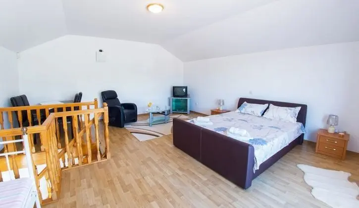 Villa, Kişiye Özel Havuzlu