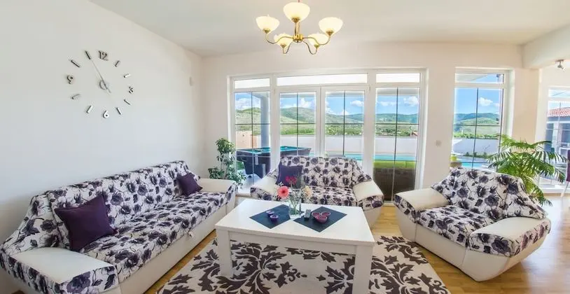 Villa, Kişiye Özel Havuzlu