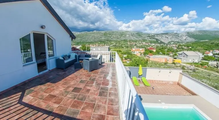 Villa, Kişiye Özel Havuzlu