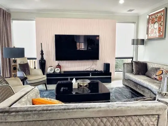 Deluxe Ev, 4 Yatak Odası