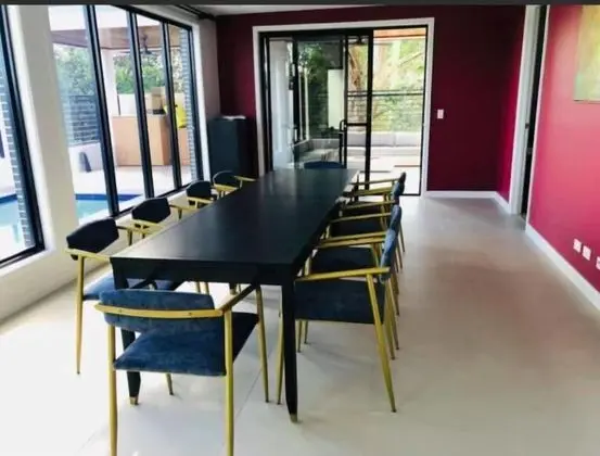 Deluxe Ev, 6 Yatak Odası