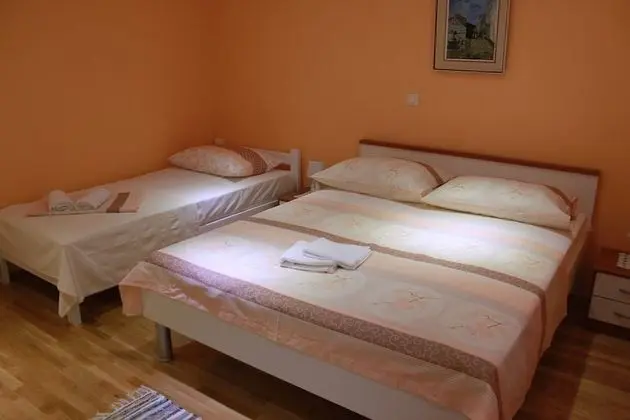 Ev, 4 Yatak Odası, Kişiye Özel Havuzlu