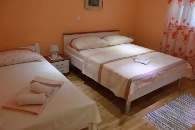 Ev, 4 Yatak Odası, Kişiye Özel Havuzlu