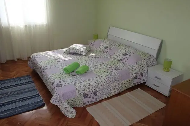 Ev, 4 Yatak Odası, Kişiye Özel Havuzlu