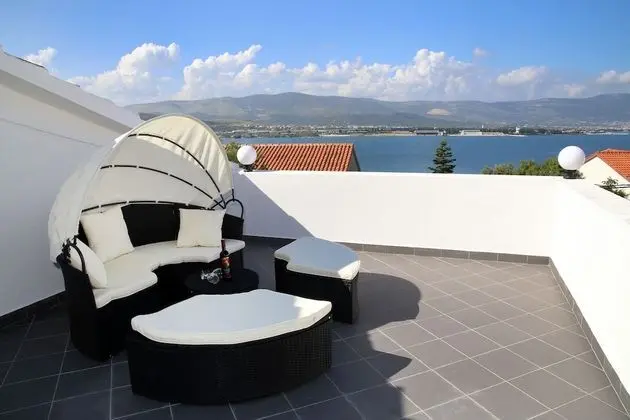 Ev, 4 Yatak Odası, Kişiye Özel Havuzlu