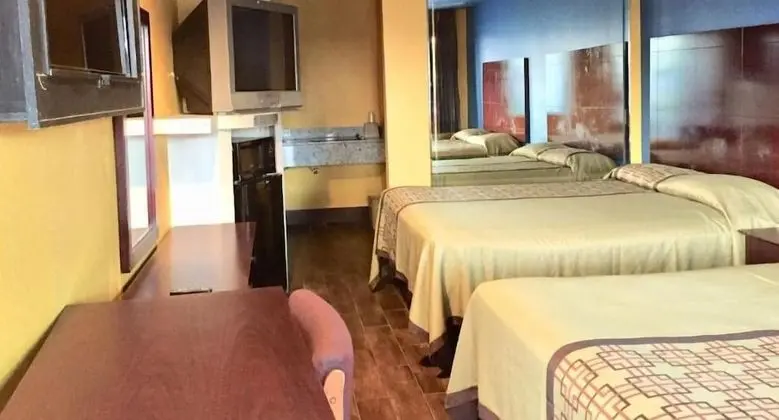 Oda, 1 Çift Kişilik Yatak, Sigara İçilebilir