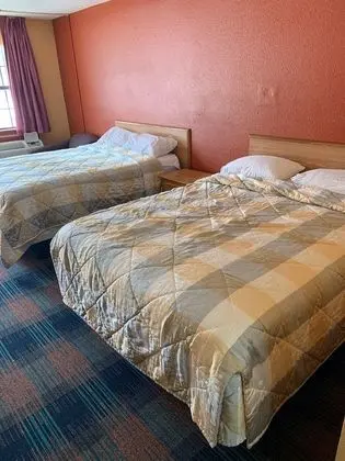 İki Queen-Size Yataklı Oda (Sigara İçilmez)