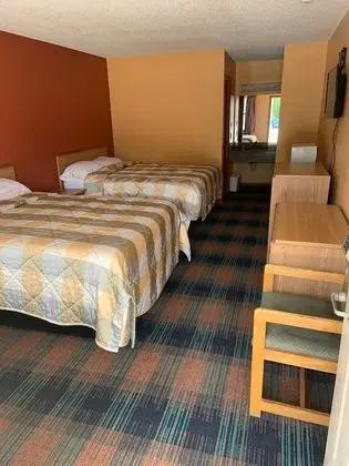 İki Queen-Size Yataklı Oda (Sigara İçilmez)