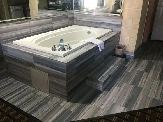 Luxury Oda, 1 En Büyük (King) Boy Yatak, Sıcak Su Küveti