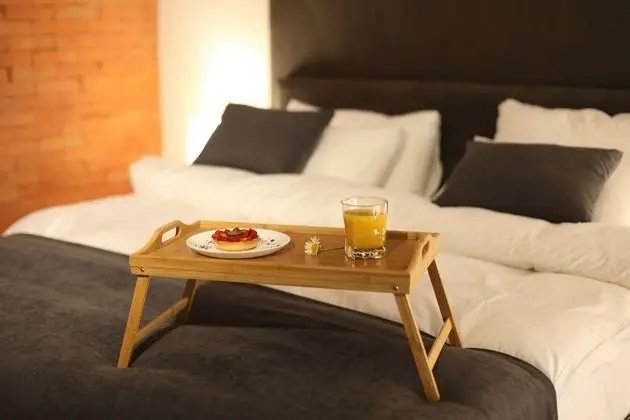 Luxury Oda