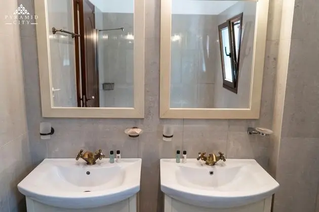 Villa, Banyolu/Duşlu (Luxury Villa Jupiter)
