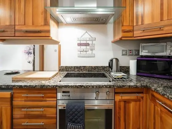 Luxury Apart Daire, 2 Yatak Odası, Balkon, Zemin Kat