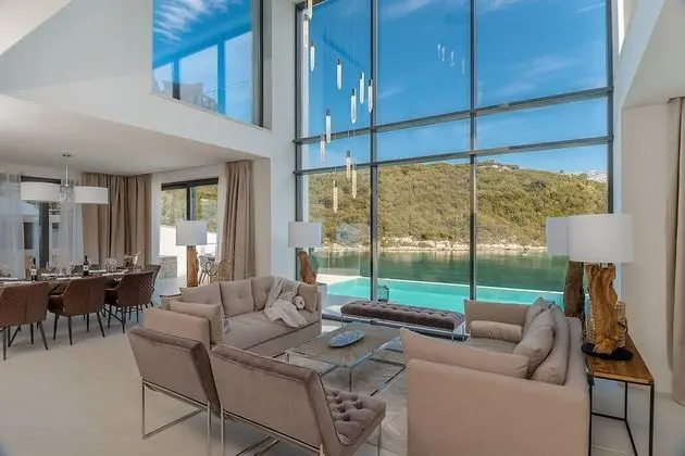 Villa, Kişiye Özel Havuzlu