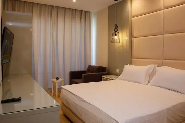 Deluxe Tek Büyük veya İki Ayrı Yataklı Oda, Balkon