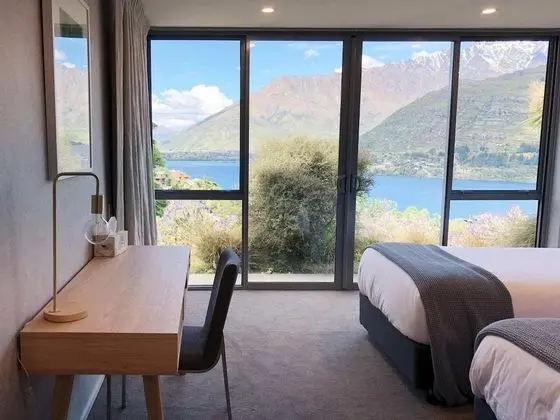 Luxury Ev, 4 Yatak Odası, Göl Manzaralı