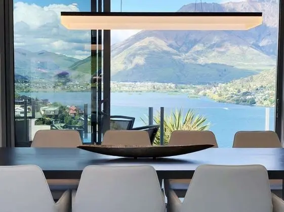 Luxury Ev, 4 Yatak Odası, Göl Manzaralı
