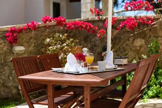 Villa, 4 Yatak Odası, Balkon