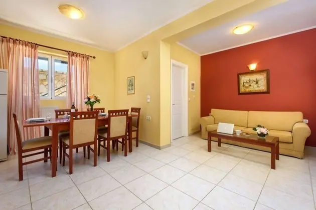 Villa, 4 Yatak Odası, Balkon
