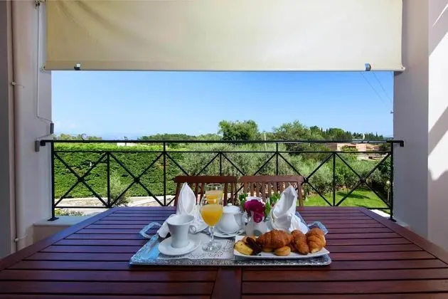 Villa, 4 Yatak Odası, Balkon