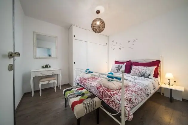 Tek Büyük Yataklı Oda