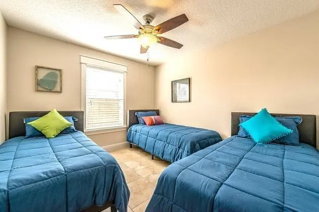 Villa (4 Bedrooms)