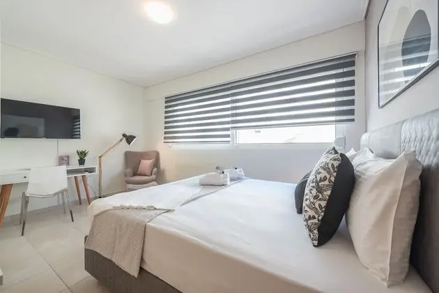 Luxury Tek Büyük Yataklı Oda