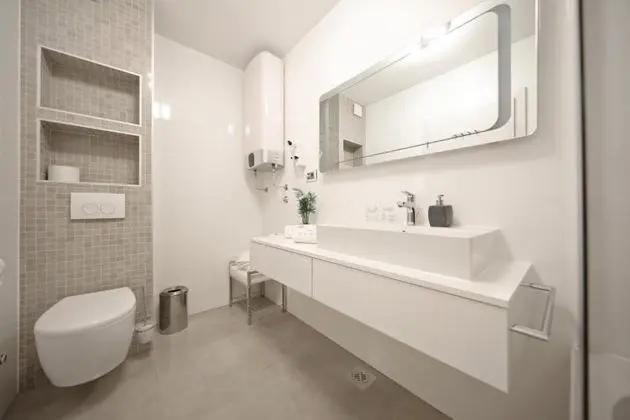 Design Apart Daire, 2 Yatak Odası, Balkon, Bahçe Manzaralı