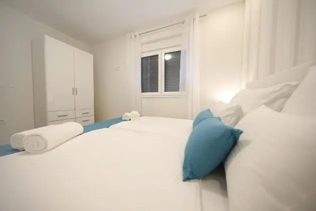 Superior Apart Daire, 2 Yatak Odası, Sıcak Su Havuzu, Avlu Manzaralı