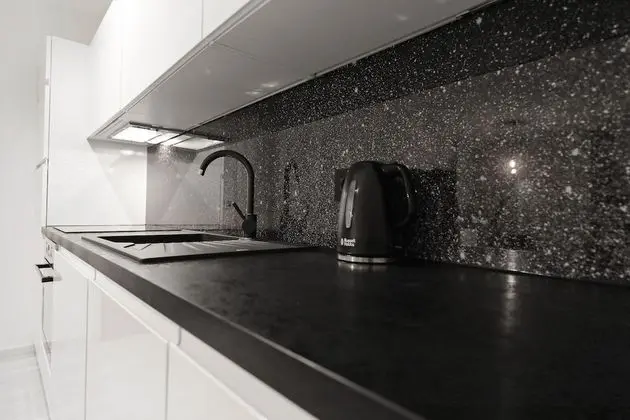 Luxury One Bedroom with Terrace Ground Floor