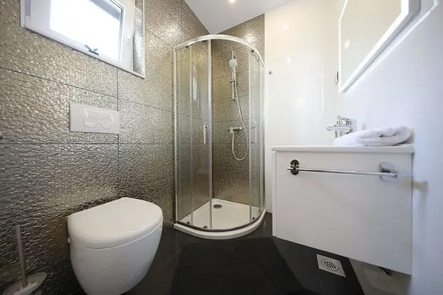 Premium Two Bedroom Apartment with City View