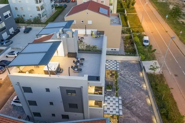 Superior Penthouse with Terrace and Jacuzzi
