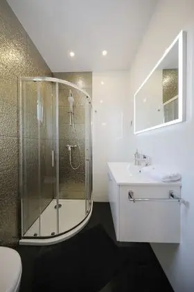 Superior Penthouse with Terrace and Jacuzzi