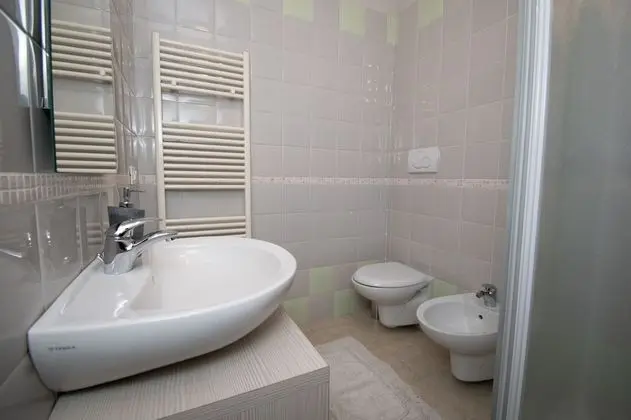 Stüdyo (Fiordaliso)