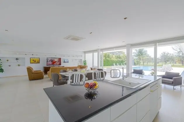 Family Villa, 4 Yatak Odası, Kişiye Özel Havuzlu