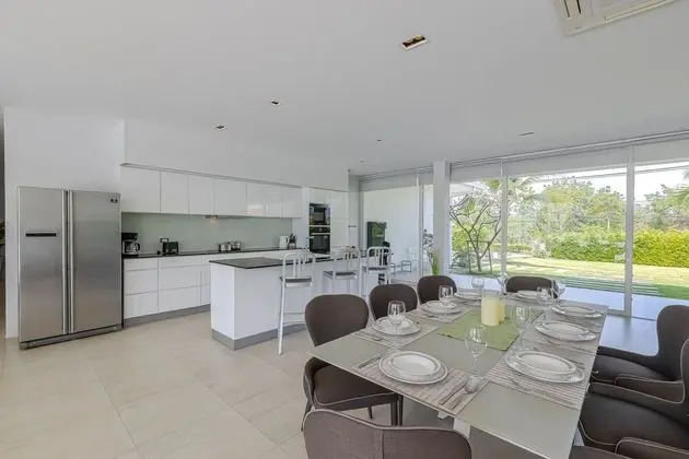 Family Villa, 4 Yatak Odası, Kişiye Özel Havuzlu