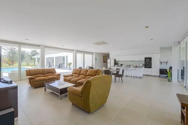 Family Villa, 4 Yatak Odası, Kişiye Özel Havuzlu