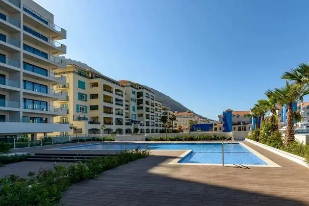 Basic Apart Daire, 2 Büyük (Queen) Boy Yatak, Deniz Manzaralı