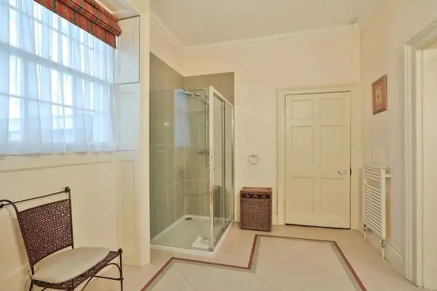 Basic Apart Daire, Birden Çok Yatak