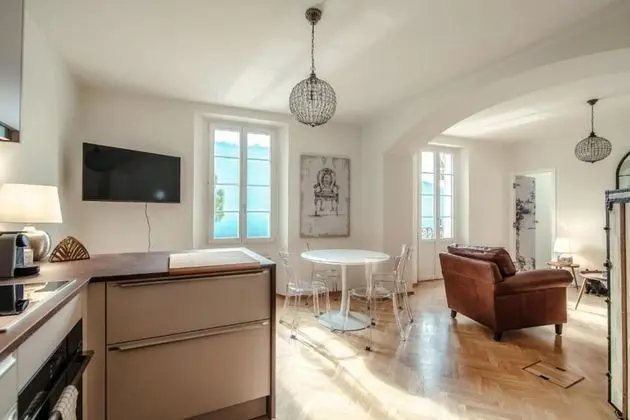 Deluxe Apart Daire