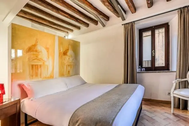 Standard Tek Büyük Yataklı Oda