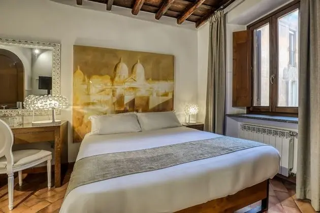 Standard Tek Büyük Yataklı Oda