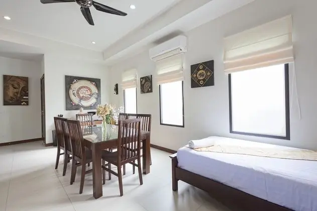 4 Bedrooms Luxury Pool Villa