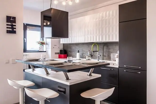 Luxury Apart Daire, 1 En Büyük (King) Boy Yatak ve Çekyat, Sigara İçilmez, Şehir Manzaralı